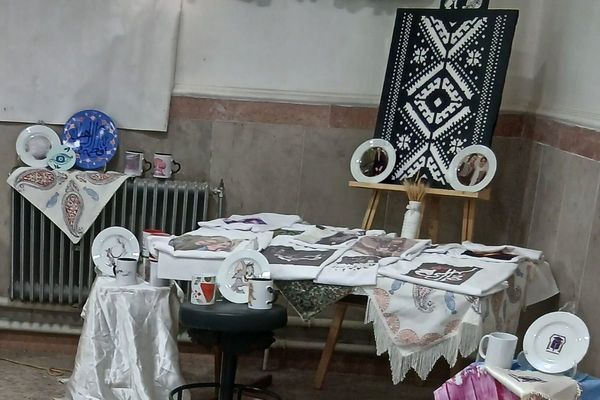 نمایشگاه دست‌سازه‌های خلاق در هنرستان تقوی‌پیشگان بهارستان۲