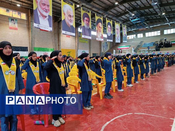 همایش بزرگ یاوران مقاومت در بیرجند 