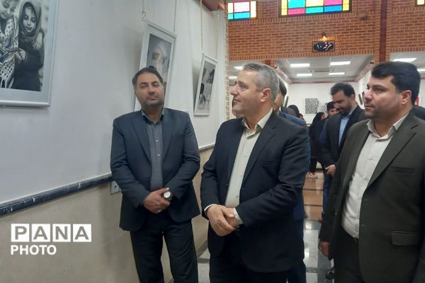 ردپایی از نقش و نگار در نمایشگاه دائمی شهرداری قرچک با آثار جشنواره دانش‌آموزی فرهنگی- هنری فردا