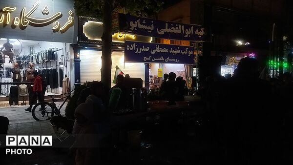 گذری بر فعالیت موکب مردمی مصطفی صدر زاده در چهل و هشتمین شب از اجتماعات 