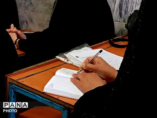 کلاس های آموزش خود امدادی و بهداشت دهان و دندان 