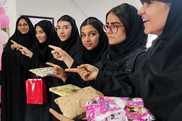 برگزاری جشن عاطفه‌ها در متوسطه مهدیه فاز۲ اندیشه شهریار