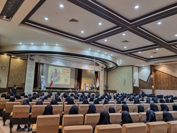 همایش آشنایی با مبانی هوش مصنوعی دانش‌آموزان شهرستان تربت حیدریه 
