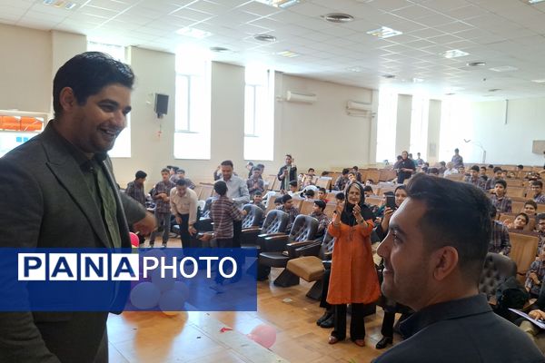 پایان مقطع ابتدایی گام مهمی به سوی مقطع متوسطه است