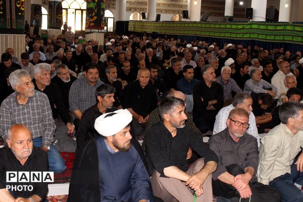 حضور پرشور مردم نظرآباد در آیین عبادی سیاسی نماز جمعه