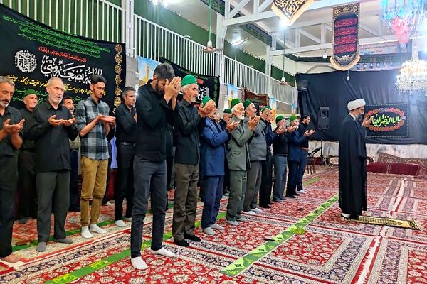مراسم عزاداری شب تاسوعای حسینی در مسجد جامع شهر بار