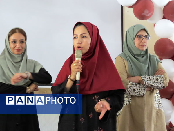 جشن الفبا در مدرسه دخترانه امام خمینی(ره) بجنورد