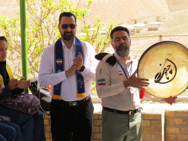 اردوی تمشک دختران بجنورد در اردوگاه شهید چمران 