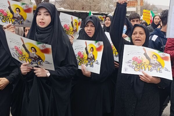 راهپیمایی باشکوه ۲۲ بهمن در اسلام‌آباد غرب