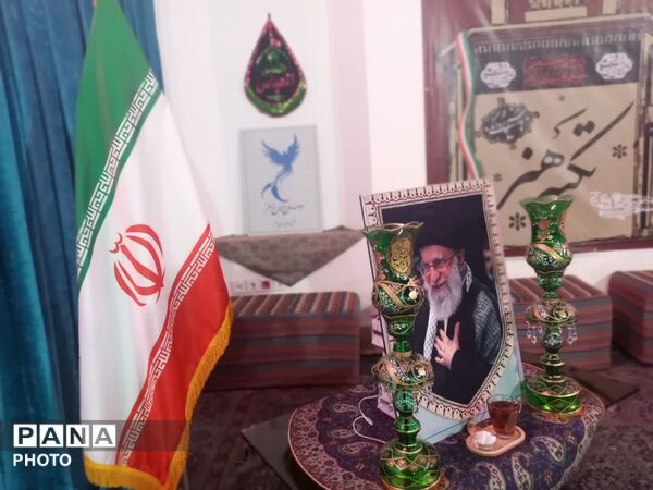 ویژه برنامه تکیه هنر در خانه شعر و ادب شهرداری یزد 