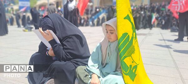  از اشک  تشییع تا خدمت در موکب‌ها