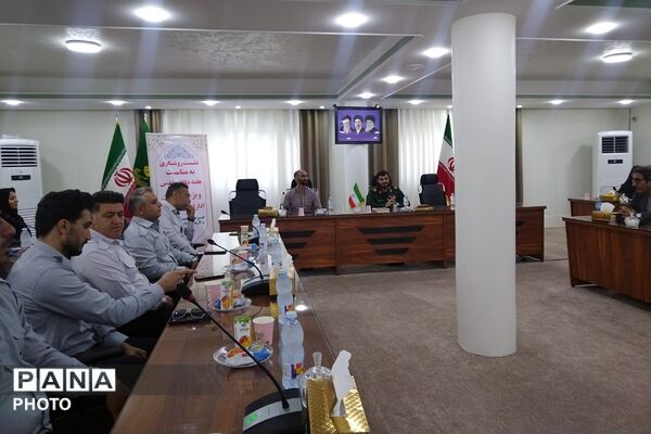نشست بصیرتی هفته دفاع مقدس در چهاردانگه