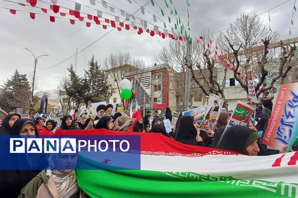 ۲۲بهمن تجلی شور، هیجان، ایستادگی و وطن دوستی در رودهن