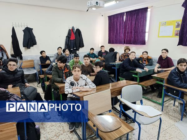 اجرای طرح مدام در دبیرستان شهید رجایی دوره اول متوسطه