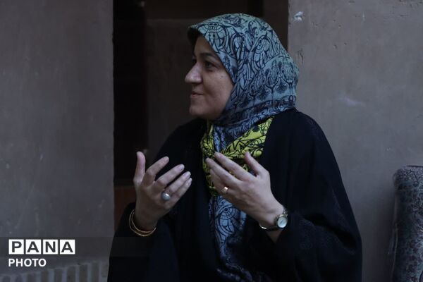 دیدار صمیمی معاون فعالیت‌های دانش‌آموزی سازمان دانش‌آموزی کشور با مسئولان یزد