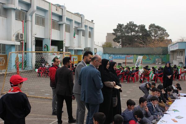  افتتاح جشنواره «امید فردا» در مدرسه شاهد ده دی ورامین