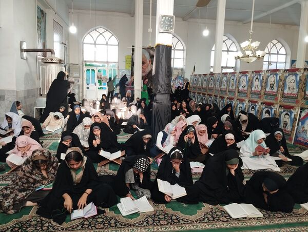 قرائت دعای ام داوود در اعتکاف شهرستان خلیل آباد 