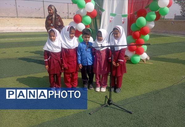 جشن دهه فجر در روستای لاور فین