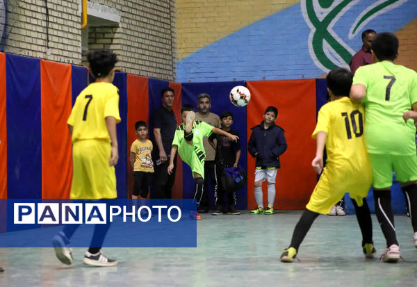 اولین دوره مسابقات فوتسال پسران همکار شهرداری مشهد