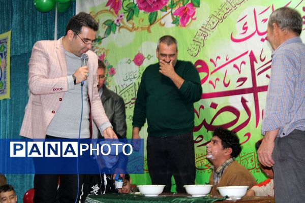 جشن میلاد امام زمان(عج) و گرامیداشت دهه فجر در مسجد بقیة الله شوراب صغیر