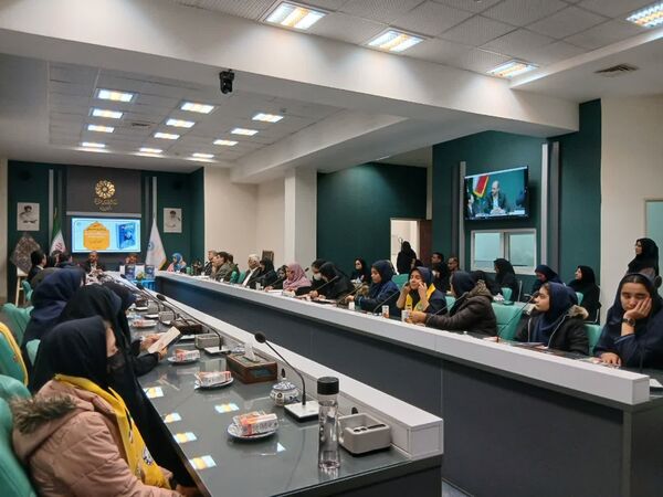 رونمایی از کتاب «صدای تاریکی» به خط بریل در یزد