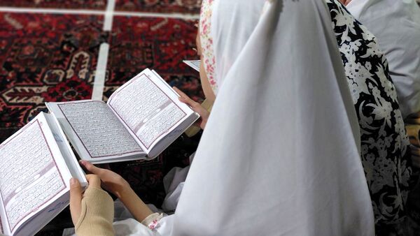 نخستین روز اعتکاف در مسجد جامع ناحیه 1 کرج 