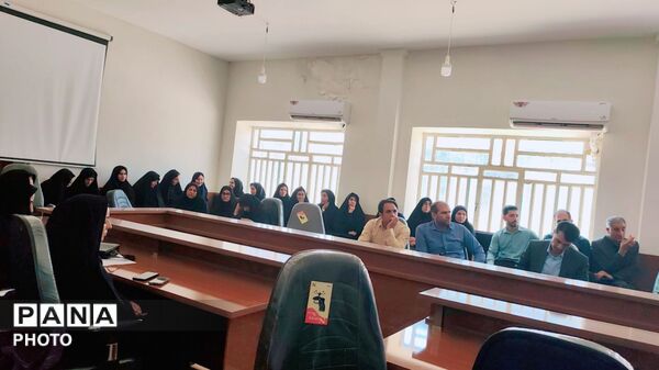 برگزاری نشست کیفیت‌ بخشی به منابع انسانی در آموزش و پرورش منطقه کوهنانی