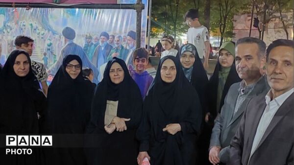 خرم آباد در عید غدیر صحنه‌ای باشکوه از وحدت و ولایتمداری خلق کرد