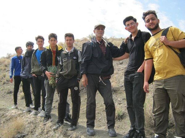مرحله سوم اردو کوه نوردی بهاری هنرستان شهید دیواندری