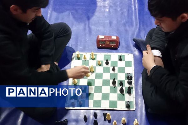 برگزاری مسابقات شطرنج دانش‌آموزی در بهارستان ۲