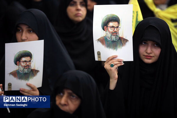 مراسم گرامیداشت شهید سیدحسن نصرالله همزمان با تشییع شهدا در لبنان - تهران