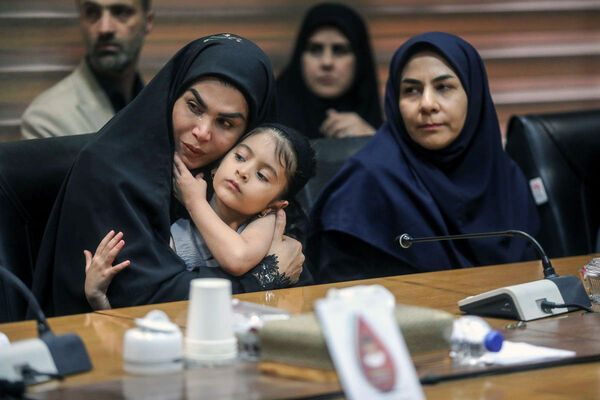 آیین بزرگداشت  اولین سالگرد شهدای فرهنگی و دانش آموز دفاع مقدس 12 روزه