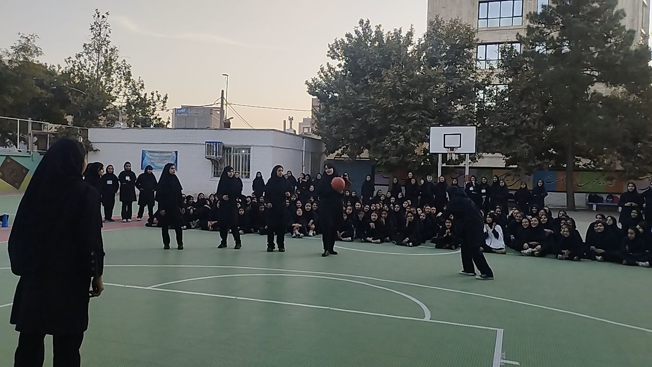 افتتاحیه المپیاد ورزشی در دبیرستان مستوفق
