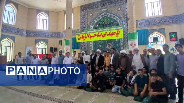 حضور مردم و  فرهنگیان متدین ملارد در صفوف نماز جمعه 