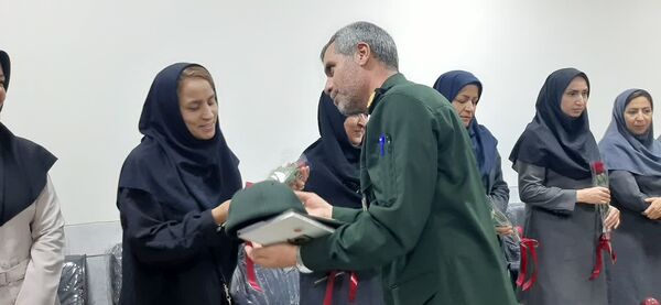 آیین نمادین «سپاس معلم »در ناحیه یک شهرکرد 