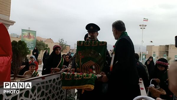 عطر رضوی بر مزار شهدا و آستان سید نصرالله پیچید