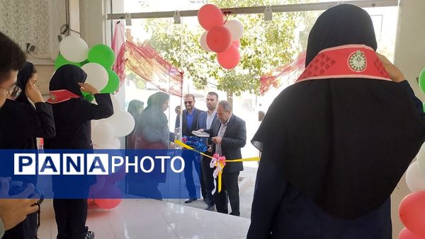 افتتاح واحد تجاری در دبیرستان فرهنگیان 