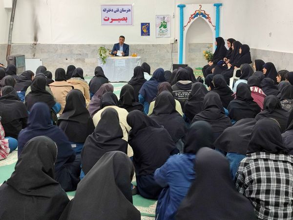 برگزاری جلسه آموزشی پیشگیری از آسیب‌های اجتماعی
