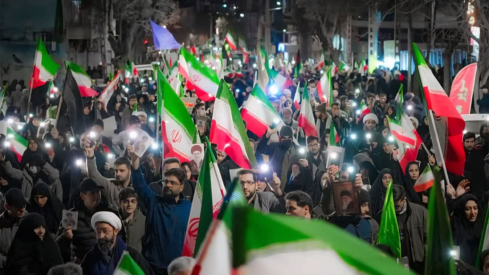 جمهوری اسلامی؛ تکیه‌گاه دل‌های میلیون‌ها انسان است