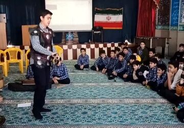 هفته «ماها» جلوه ای از هنرمندی دانش آموزان دبیرستان زنده یاد مظهری 