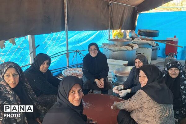  موکب شهدا فیروزکوه در کربلا میزبان زائران اربعین 