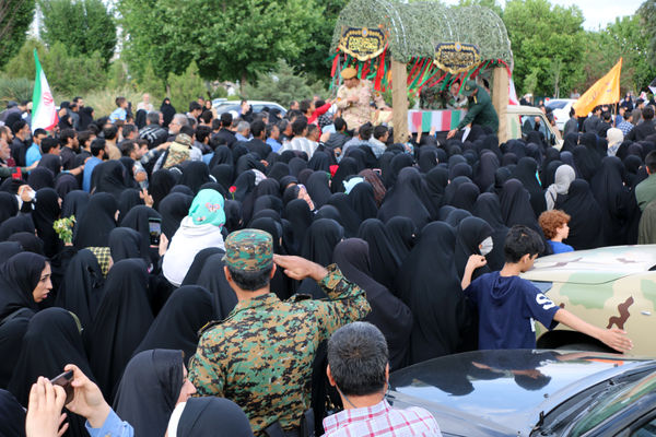 میزبانی مسجد مقدس جمکران از لاله‌های فاطمی-1