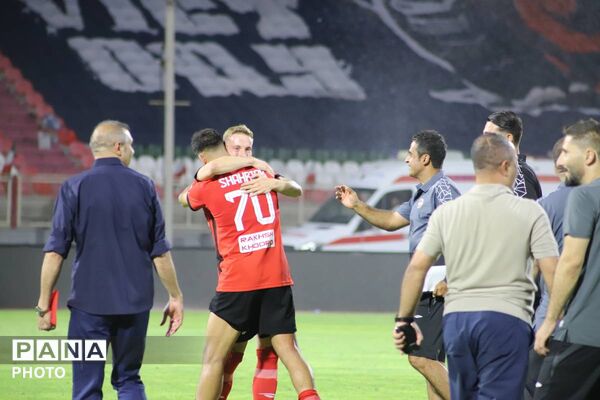 پیروزی یک بر صفر تراکتور در دیدار حساس مقابل پرسپولیس در تبریز