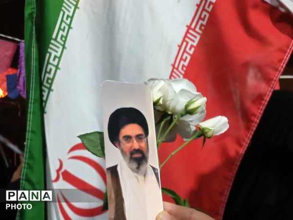اجتماع مردمی میدان حجاب مشهد