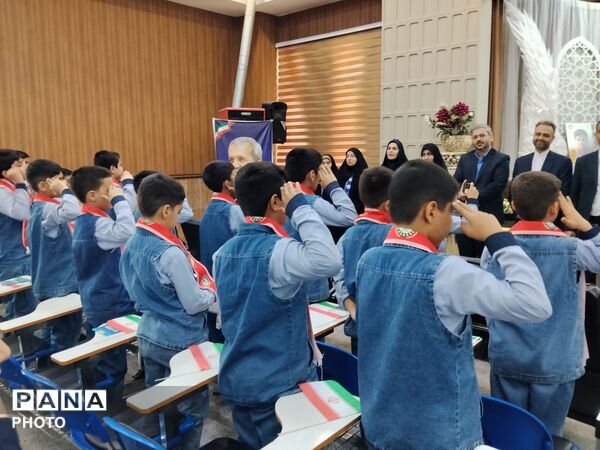 عاطفه‌ها به یاری دانش‌آموزان نیازمند می‌آید