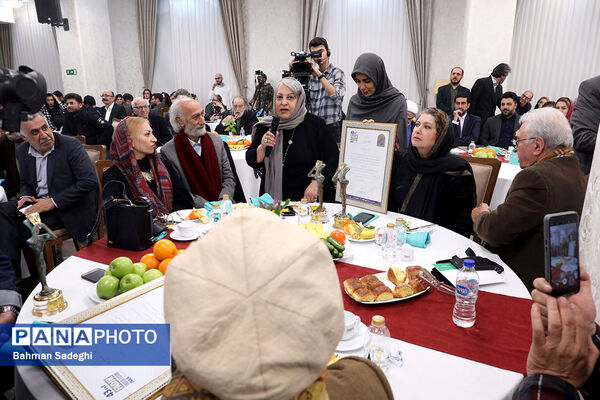 آیین افتتاحیه چهل و سومین جشنواره بین‌المللی تئاتر فجر