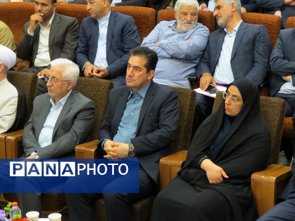 آیین تجلیل از معلمان نمونه استانی در بجنورد