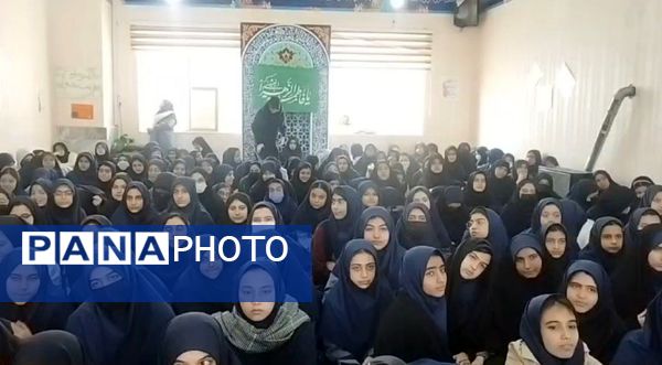 جشن روز مادر و ولادت حضرت زهرا (س) در دبیرستان شاهد تکتم ناحیه ۳