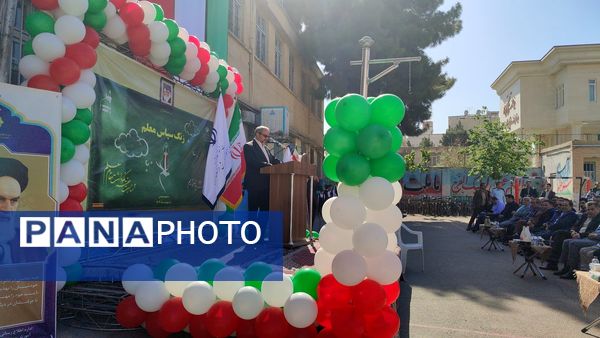  زنگ سپاس در هنرستان جلیل نصیرزاده آموزش و پرورش ناحیه یک