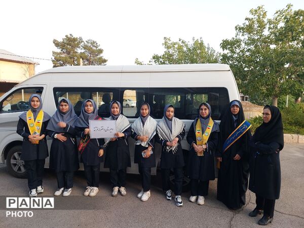 هر‌دانش‌آموز‌ یک‌نقش،‌ هردانش‌آموز‌‌ یک‌تشکل